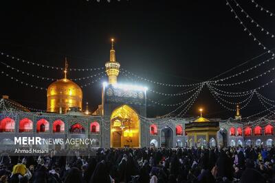عکس/ شب شهادت امام جعفر صادق (ع) در حرم امام رضا (ع)