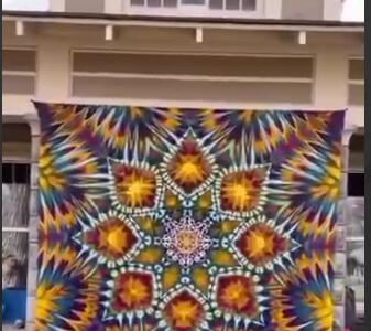 رنگ آمیزیِ پارچه به روشِ هندسی