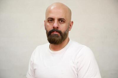 هنرمند باید جشنواره را هدایت کند، نه جشنواره هنرمند را
