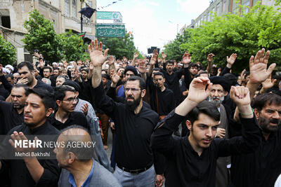 قم در سوگ صادق آل محمد(ص)/حرکت دسته‌های عزاداری به‌سوی حرم بانوی کرامت