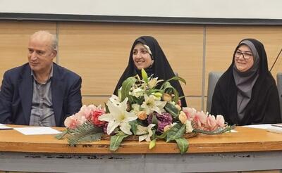 دیدار معاون رئیس جمهور در امور زنان با مهدی تاج - پارس فوتبال