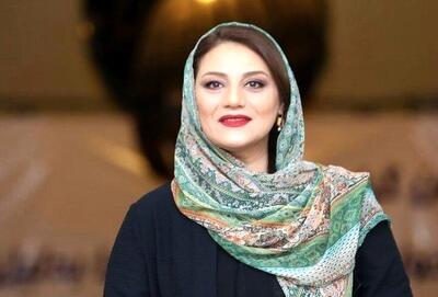 تیپ خاص و متفاوت شبنم مقدمی در آرامگاه سعدی/ عکس