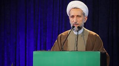 انتقاد امام جمعه قزوین از سرانه درمان/ چند پروژه بیمارستانی در حال پیگیری است