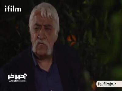 من کار میکنم که بگم زنده‌ام!