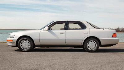 لکسوس LS400؛ سدان محبوب ژاپنی در بازار خودرو