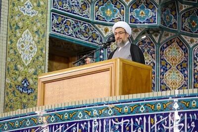 هشدار امام جمعه تبریز درباره رفتن دختران به سوی غرایز حیوانی