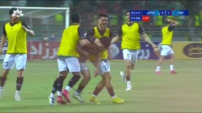 گل دوم تراکتور به فولاد (هاشم نژاد روی اشتباه عجیب اسدبیگی)