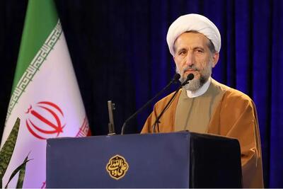 شهروندان قزوینی کمترین بار و هزینه را به شبکه درمانی وارد کنند