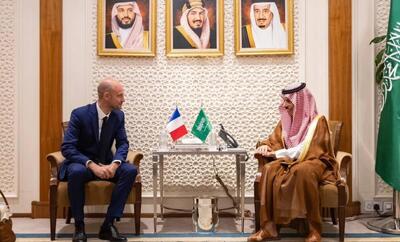 دیدار وزیران خارجه عربستان و فرانسه پیرامون کنفرانس «راهکار ۲ دولتی» 