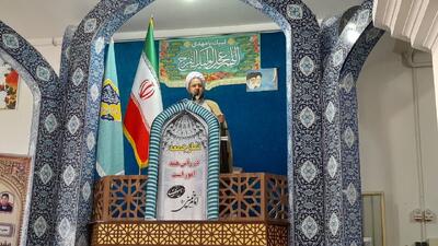 کارگران مجاهدان جبهه اقتصادی هستند