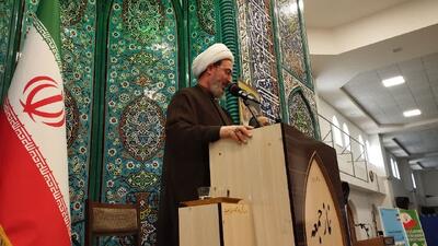 استقلال ایران مدیون تلاش جهادگونه کارگران باغیرت است