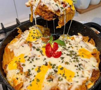 طرز تهیه لازانیا با سوسیس و کالباس برای مهمانی‌ها