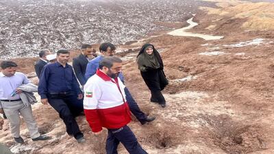 بازدید استاندار قم از گنبد نمکی، گامی مهم برای ثبت ملی این اثر طبیعی