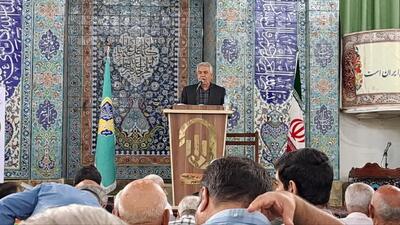 مطالبات جامعه کارگری و بازنشستگان تامین اجتماعی را فریاد می‌زنیم