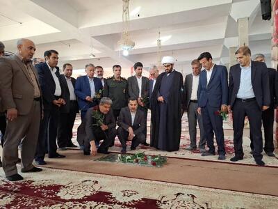 تجدید میثاق با شهدا در دومین روز از هفته کار و کارگر