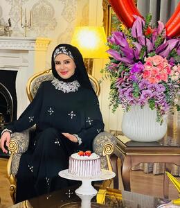 عکس/ استایل جالب و خاص ملیکا زارعی در تولد ۳۹ سالگی اش با لباس سنگ دوز | اقتصاد24