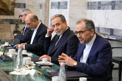 عزیمت هیئت ایرانی برای دور سوم مذاکرات غیرمستقیم با آمریکا