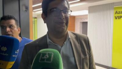 اعتراض هوادار استقلال به عملکرد سمیعی حین خروج مدیرعامل اسبق تیم از آزادی