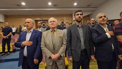 آغاز مراسم بدرقه تیم ملی فوتبال ساحلی به جام جهانی 2025