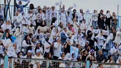 تشویق مریم ایراندوست توسط هواداران ملوان