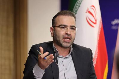 تک نرخی کردن ارز در شرایط تحریم امکان‌پذیر نیست