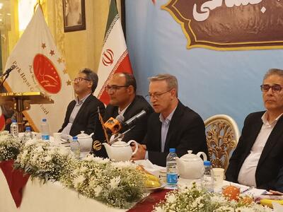 معاون وزیر تعاون: کارگر راضی می تواند بهره وری را افزایش دهد