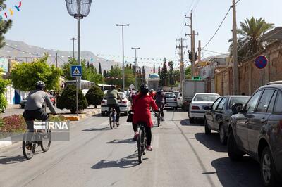 پویش دوچرخه سواری شیراز؛ از خفیف تا سعدی با ۲۰۰ رکاب ادبی