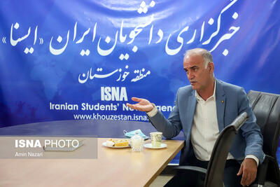 سکوت گل‌محمدی بهترین رفتار مقابل توهین‌های خداداد عزیزی بود
