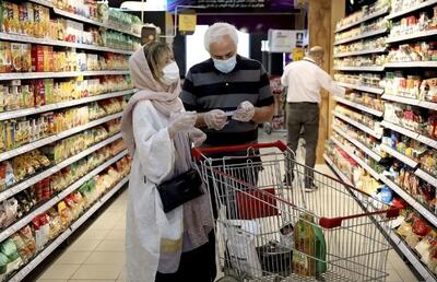 دلار بالا می‌رود، قیمت‌ها ثابت می‌مانند: راز پشت بازی دلال‌ها