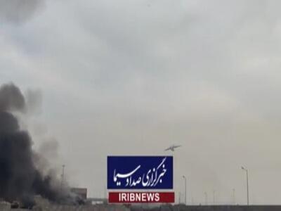 چهارمین پرواز هواپیمای آتش‌نشان سپاه برای اطفای آتش بندر رجایی