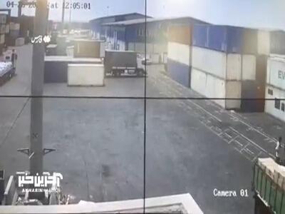 تصاویر دوربین مدار بسته از لحظۀ آغاز آتش‌سوزی در بندر شهید رجایی بندرعباس