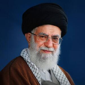 پیام رهبر انقلاب درپی حادثه دردناک بندرعباس: مسئولان امنیتی و قضائی هرگونه سهل‌انگاری یا تعمّد را کشف و بر طبق مقررات پیگیری کنند