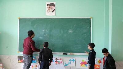 شناسایی و تجلیل از معلمان نمونه در کردستان