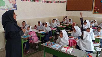 مدیرکل آموزش و پرورش سمنان: جامعه و معلمان حقوق متقابل دارند