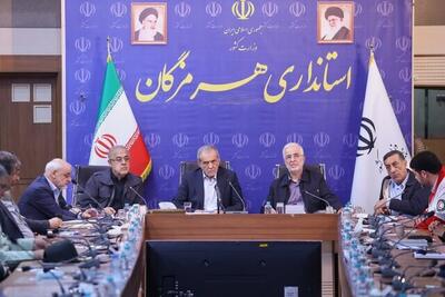 پزشکیان: چرا ماه‌ها باید کانتینرها در گمرک بمانند؟/ پیگیری‌ها برای پرداخت بیمه به خانواده جان‌باختگان