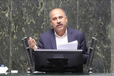 نماینده مردم میناب: اقدامات لازم برای ایمن سازی بندر شهید رجایی انجام شود