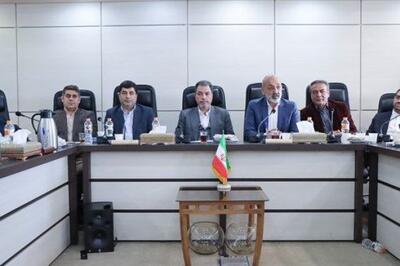 اعزام هیأت ۱۲۰ نفره فعالان اقتصادی ایران به جمهوری آذربایجان در آستانه سفر رئیس‌جمهور