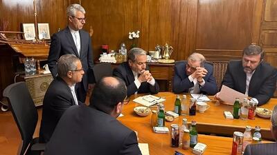 مذاکره در غبار انفجار بندر؛ انفجار در بندر شهید رجایی هرمزگان همزمان با آغاز دور سوم مذاکرات ایران و آمریکا | اقتصاد24