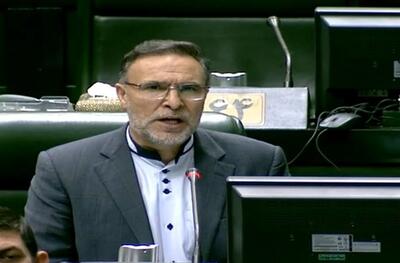 آریایی‌نژاد: وزارت بهداشت تدبیری برای دانشجویان خارج از کشور بیندیشد