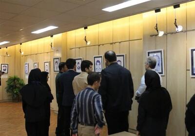 افتتاح نمایشگاه گروهی طراحی   یاد یاران   در لرستان- فیلم فیلم استان تسنیم | Tasnim