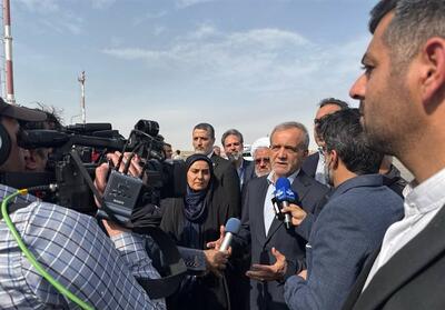 رئیس جمهور وارد بندرعباس شد - تسنیم