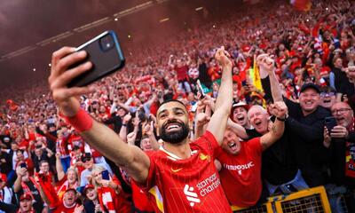سلفی محمد صلاح با هواداران در شب قهرمانی لیورپول؛ قاب ماندگار از جام بیستم