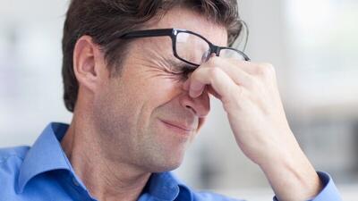 برای کدام سردرد باید به پزشک مراجعه کنیم؟