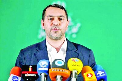 وزیر جدید اقتصاد باید مسلط بر سیاست‌های ارزی و مالی باشد