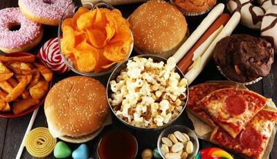 پژوهش جدید: مصرف غذاهای چرب و پرشکر می‌تواند توانایی جهت‌یابی و حافظه شما را مختل کند