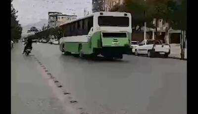سرقت اتوبوس توسط نوجوان کم توان ذهنی (فیلم)