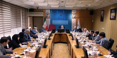 غفلت از نظام تربیتی خانواده یکی از بزرگترین غفلت ها است