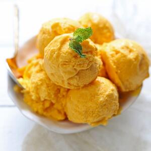 طرز تهیه بستنی خونگی سالم و ارزون بدون ثعلب