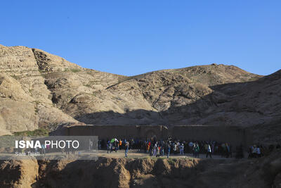 آواز تندرستی از شیوشگان تا بندر؛ نیایش مردم کرمان برای حادثه‌دیدگان شهید رجایی