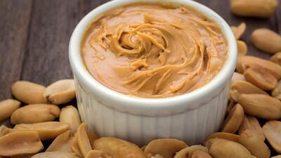 طرز تهیه کره بادام زمینی خانگی